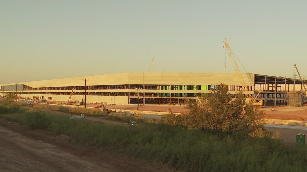Tesla moving headquarters to Austin, Texas